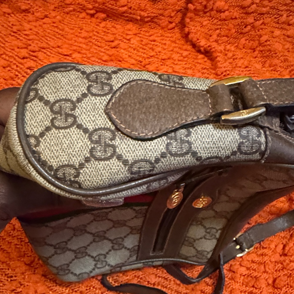 Gucci Sherry Line Brown and Tan Messenger Bag - Picture 6 of 13